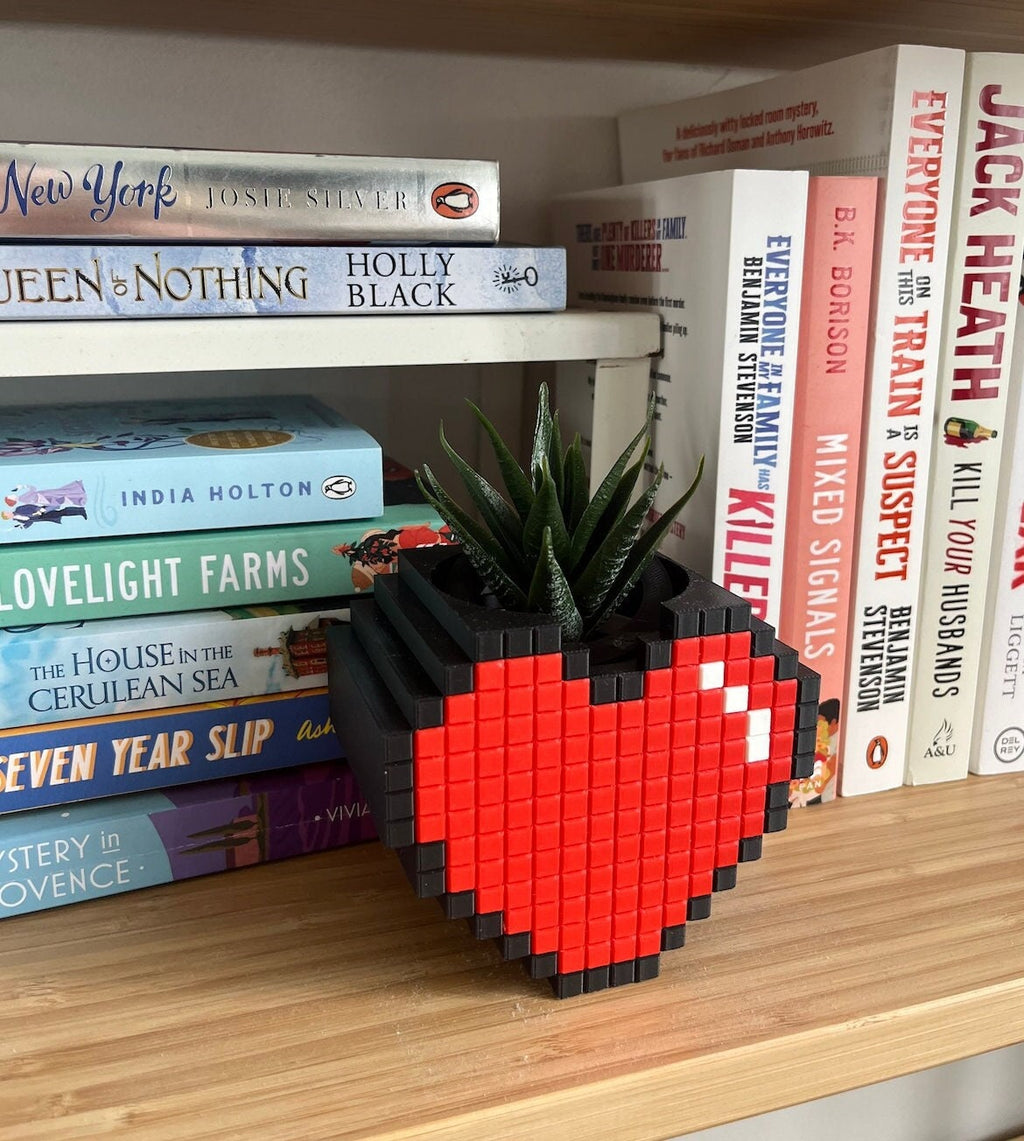 Heart Decorative Plant Pot | Retro Cozy Gaming | Valentines day gift| Cute Planter