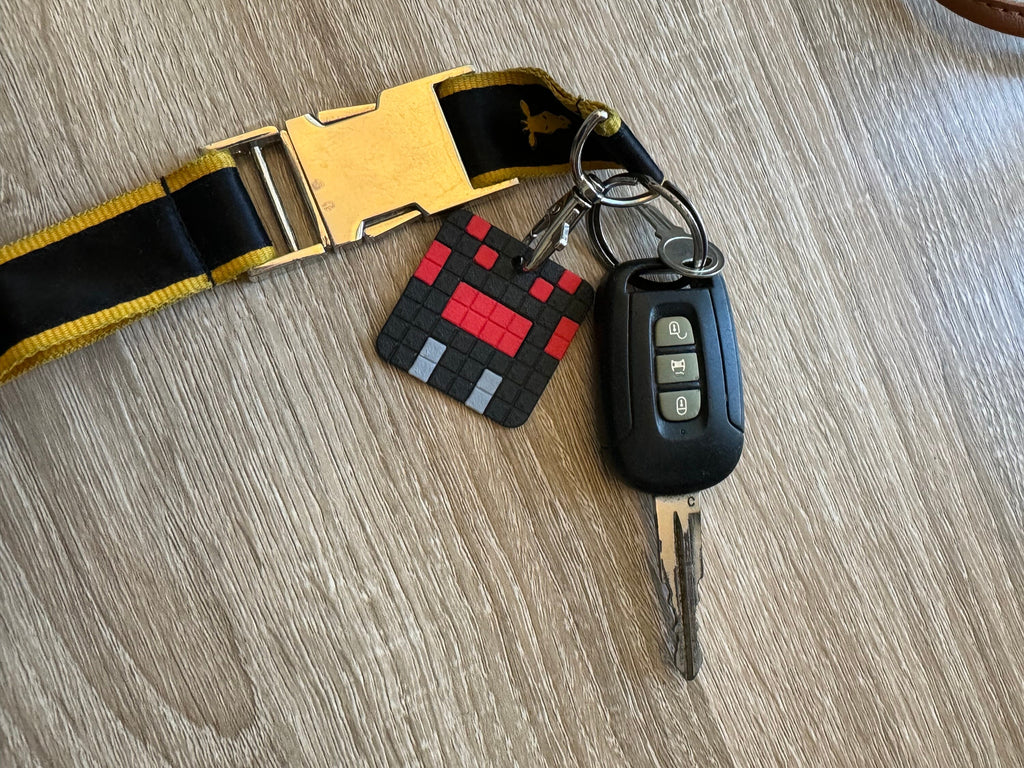 Minecraft Pixel Keychains | Retro Cozy Gaming Colourful | Kids videogame gift | Cute keyring accessory | Cool School bag accessory