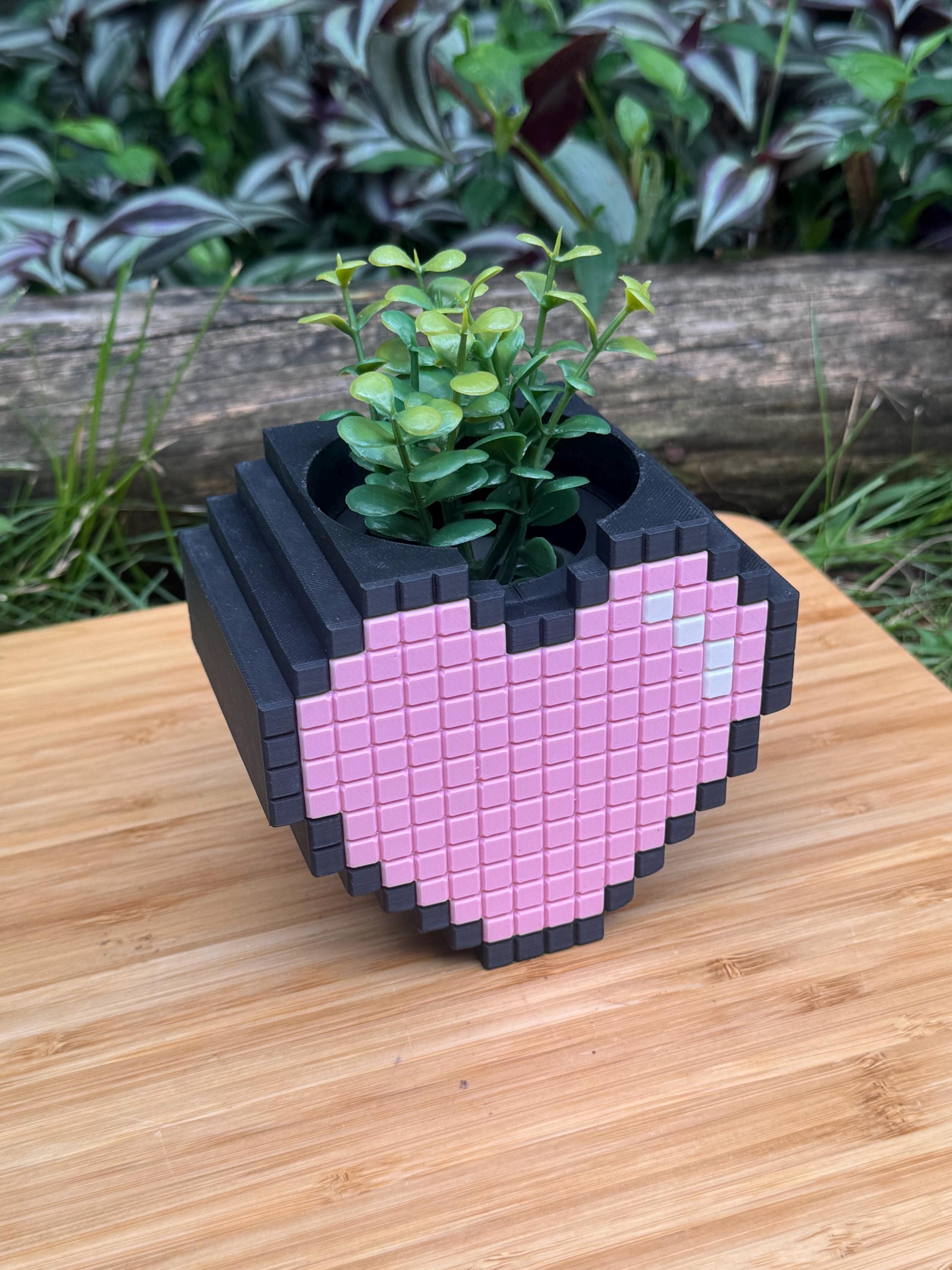 Heart Decorative Plant Pot | Retro Cozy Gaming | Valentines day gift| Cute Planter