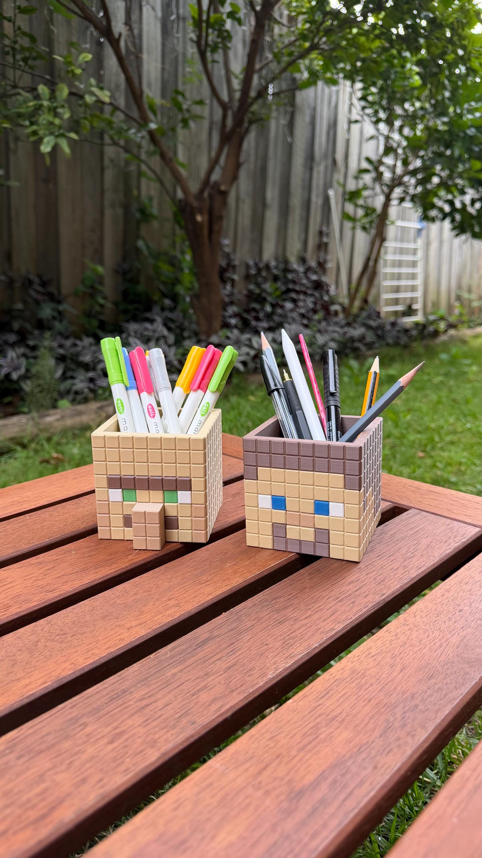 Minecraft Stationary Holders - Steve and Villager - Minecraft Movie Set | Retro Cozy Gaming | Kids videogame gift | Cute Office Table Decor