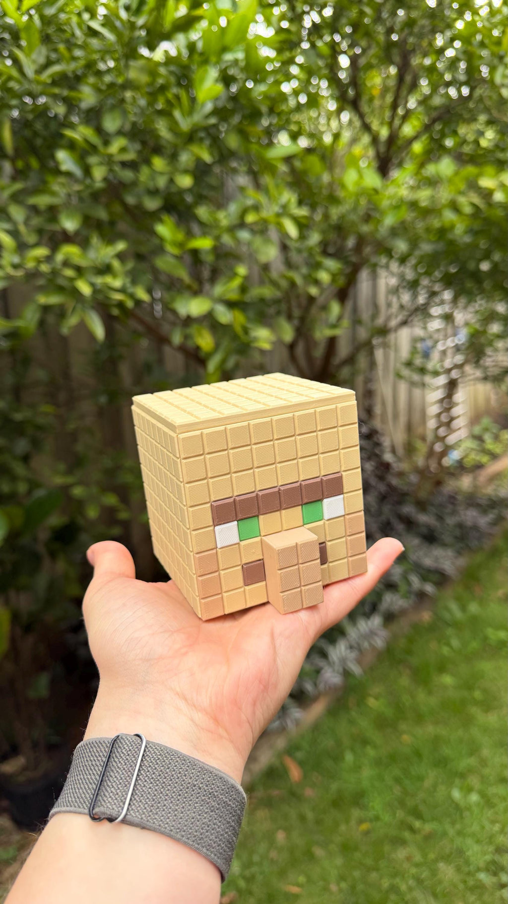 Minecraft Stationary Holders - Steve and Villager - Minecraft Movie Set | Retro Cozy Gaming | Kids videogame gift | Cute Office Table Decor