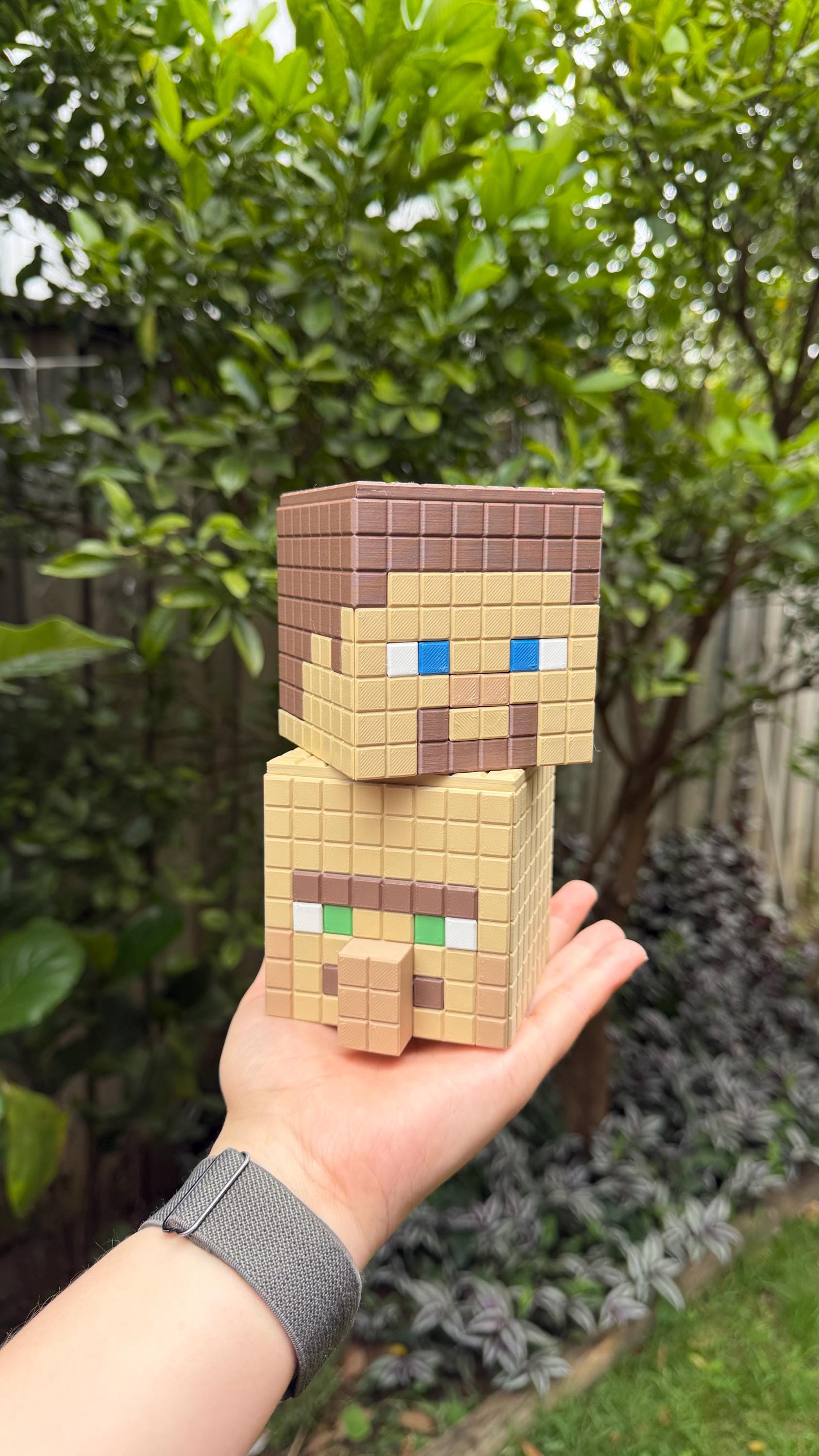 Minecraft Stationary Holders - Steve and Villager - Minecraft Movie Set | Retro Cozy Gaming | Kids videogame gift | Cute Office Table Decor