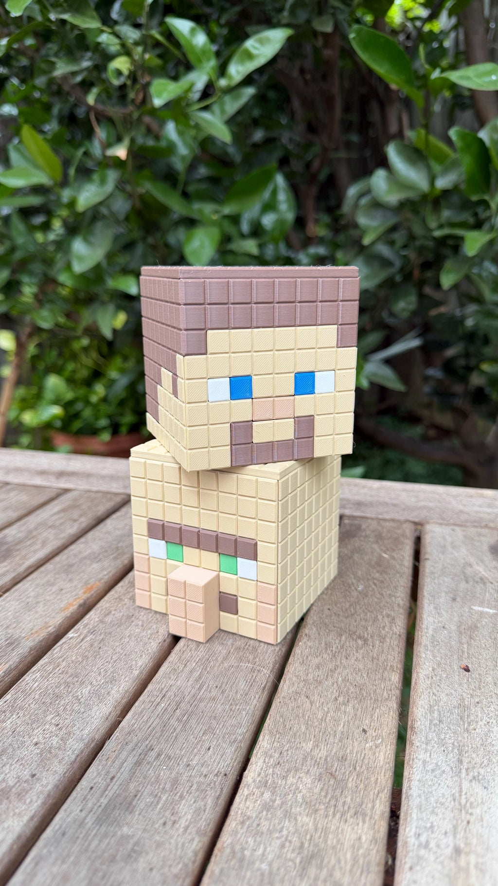 Minecraft Stationary Holders - Steve and Villager - Minecraft Movie Set | Retro Cozy Gaming | Kids videogame gift | Cute Office Table Decor