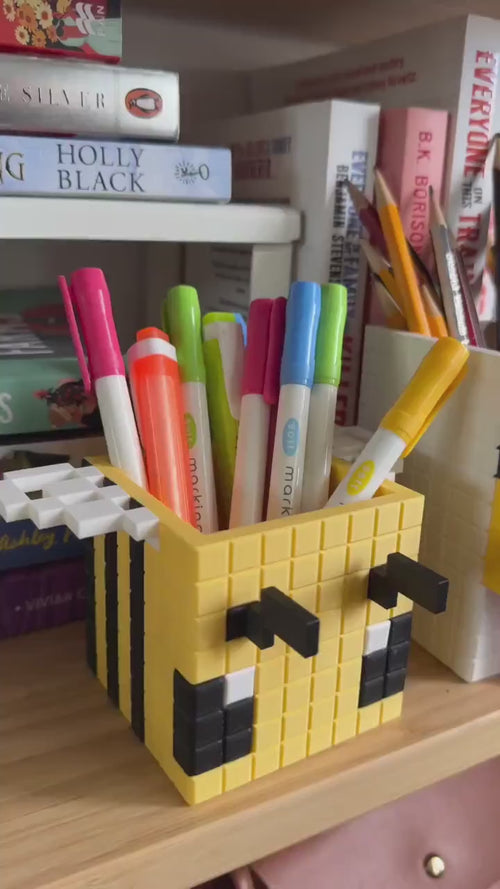 Minecraft Stationary Holders OR Decorative Plant Pot - Chicken, Bee, Mooshroom Cow | Cozy Gaming | Kids Videogame Gift | Office Table Decor